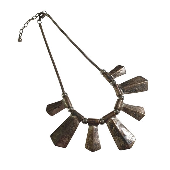 Silver Tone Chunky Necklace Geometric Metal Fan Pendant Adjustable Lobster Clasp - Picture 1 of 4